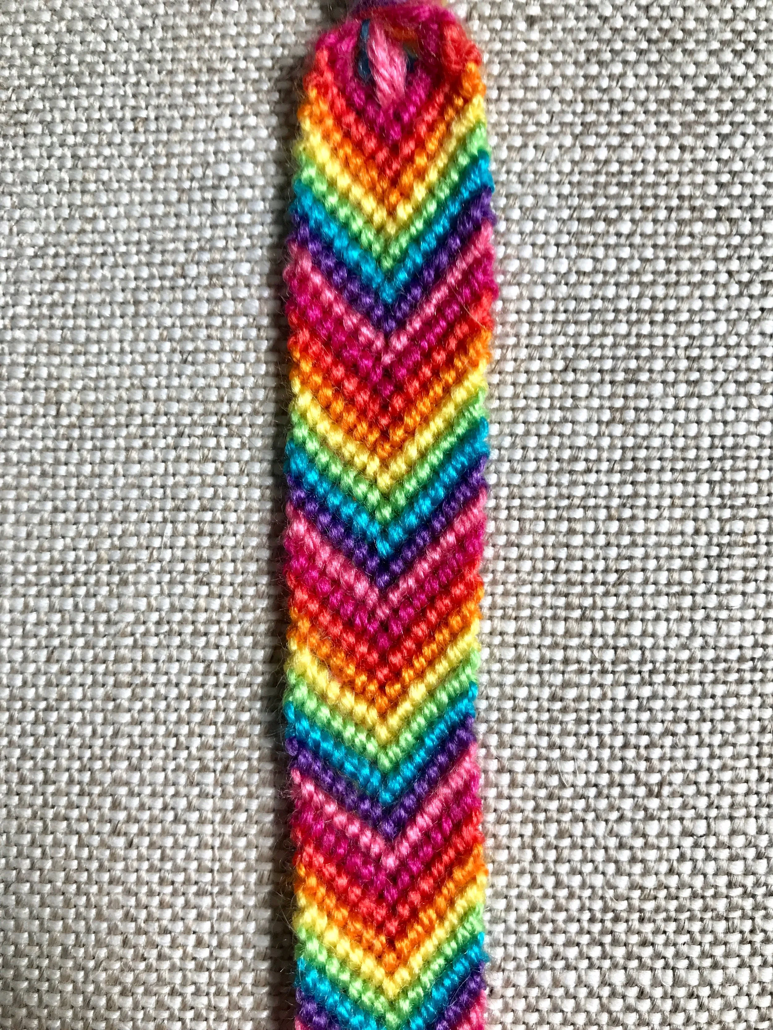 Rainbow friendship bracelet deals